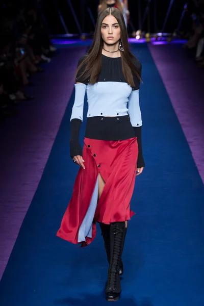 Look 33